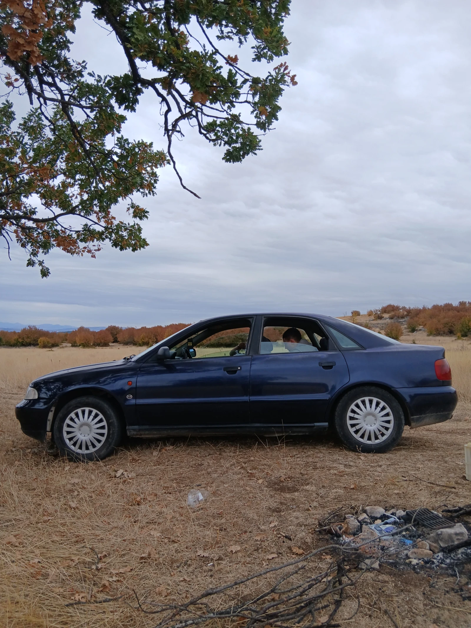 Audi A4 B5 1.6, снимка 2 - Автомобили и джипове - 56461903
