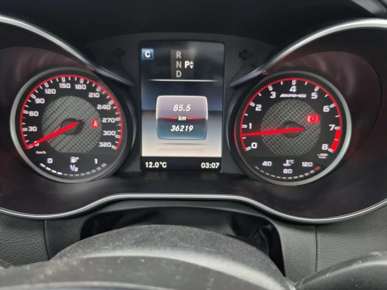 Mercedes-Benz C 63 AMG * S * CARFAX * ����� * ������� * KEYLESS *  | Mobile.bg � ����������� 9