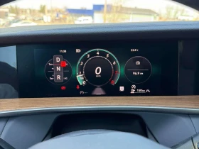 VW Tiguan * Highline R Line* 2 КЛЮЧА* ПОДГРЕВ* KEYLESS* PANO, снимка 8