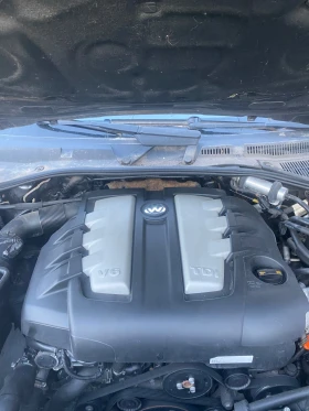 VW Touareg - 8500 € / 16624.56 лв. - 48582432 12