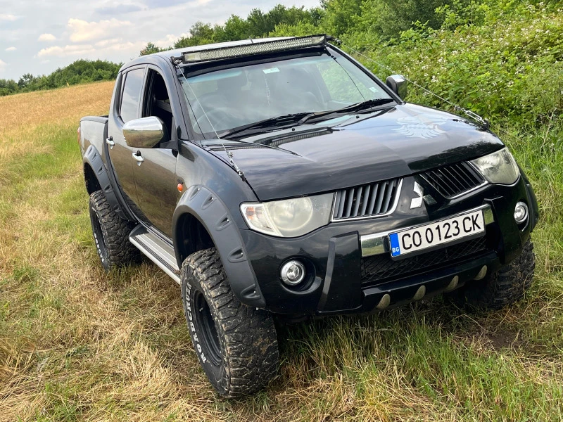 Mitsubishi L200, снимка 3 - Автомобили и джипове - 47381041