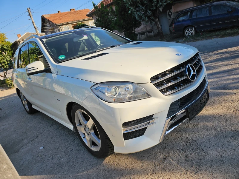 Mercedes-Benz ML 350 AMG Kamera Panorama, снимка 1 - Автомобили и джипове - 47388313