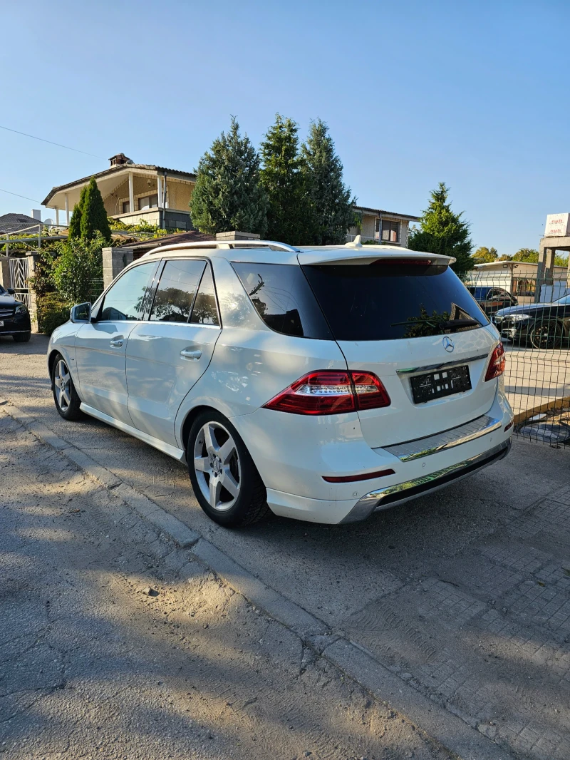 Mercedes-Benz ML 350 AMG Kamera Panorama, снимка 3 - Автомобили и джипове - 47388313