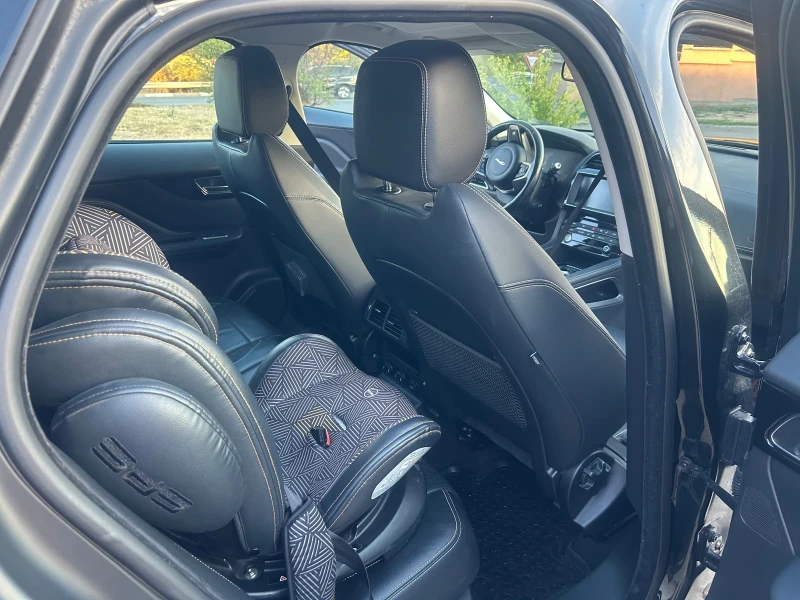 Jaguar F-PACE R-Sport/ 2.0 d / 4x4/ AMB/ NAVI, снимка 14 - Автомобили и джипове - 52427241