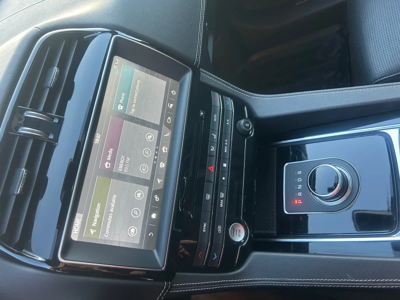Jaguar F-PACE R-Sport/ 2.0 d / 4x4/ AMB/ NAVI, снимка 6 - Автомобили и джипове - 52427241