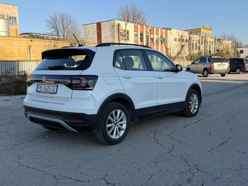 VW T-Cross, снимка 4 - Автомобили и джипове - 52803049