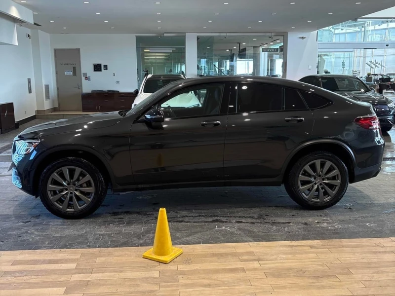 Mercedes-Benz GLC 300 * CARFAX * ДВА КЛЮЧА* ПАНОРАМА, снимка 2 - Автомобили и джипове - 53459725