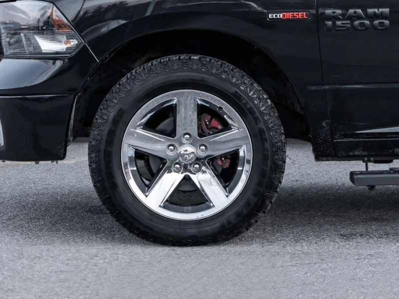 Dodge RAM 1500 * Big Horn 4x4 Crew Cab 6'4 Box | Clean Carfax, снимка 4 - Автомобили и джипове - 53528954