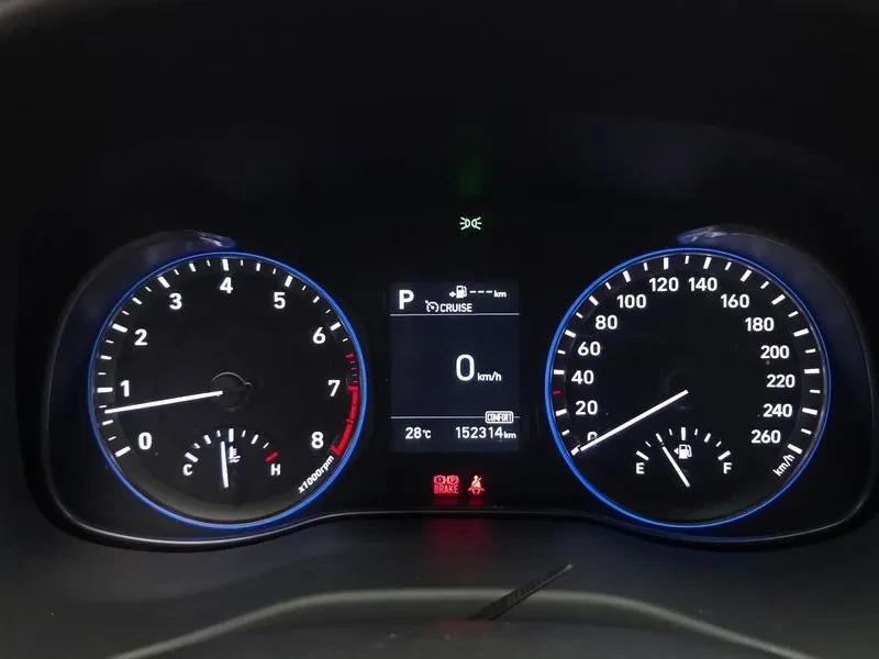 Hyundai Kona 1.6 TURBO 4WD MODERN POP, снимка 8 - Автомобили и джипове - 55299441