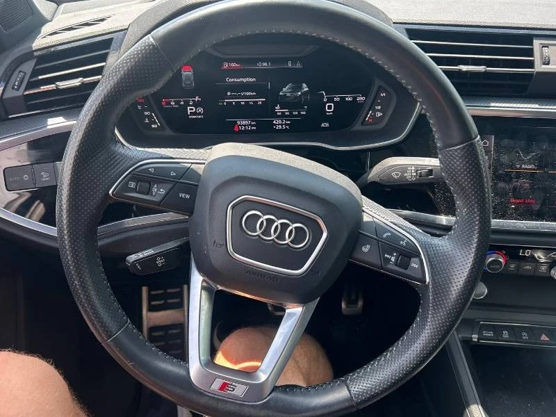 Audi Q3 * Technik * 360 * 2 КЛЮЧА * CARFAX, снимка 9 - Автомобили и джипове - 55349701