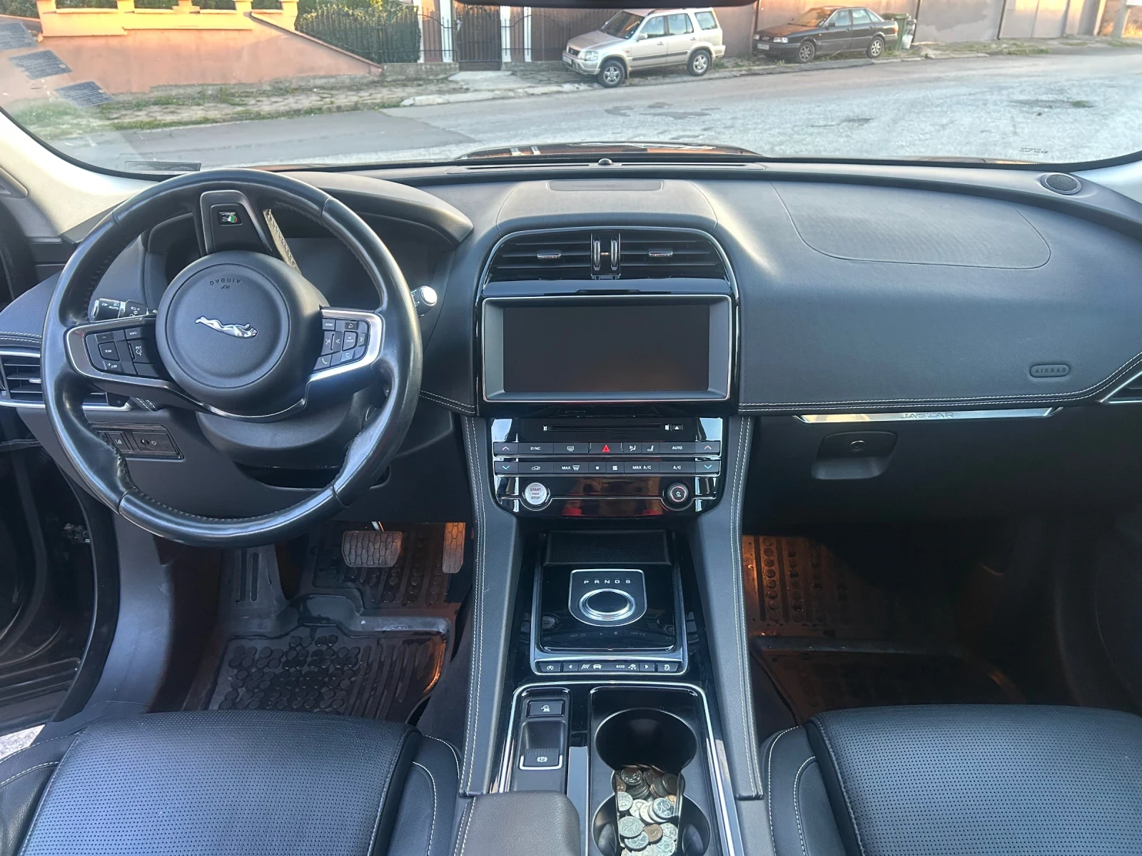 Jaguar F-PACE R-Sport/ 2.0 d / 4x4/ AMB/ NAVI - изображение 10