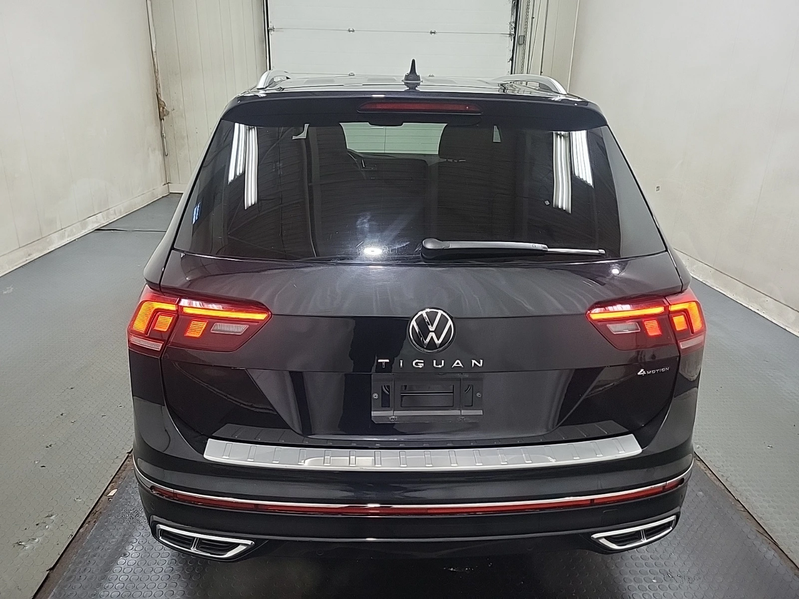 VW Tiguan * R-LINE* CARFAX * БЕЗ ПЪРВОНАЧАЛНА ВНОСКА - изображение 5