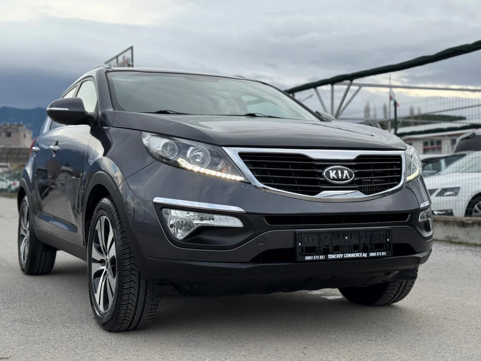 Kia Sportage 1.7-CRDI-LED-182.000km-NEW-NAVI-KAMERA-CARPLAY-FUL | Mobile.bg   1