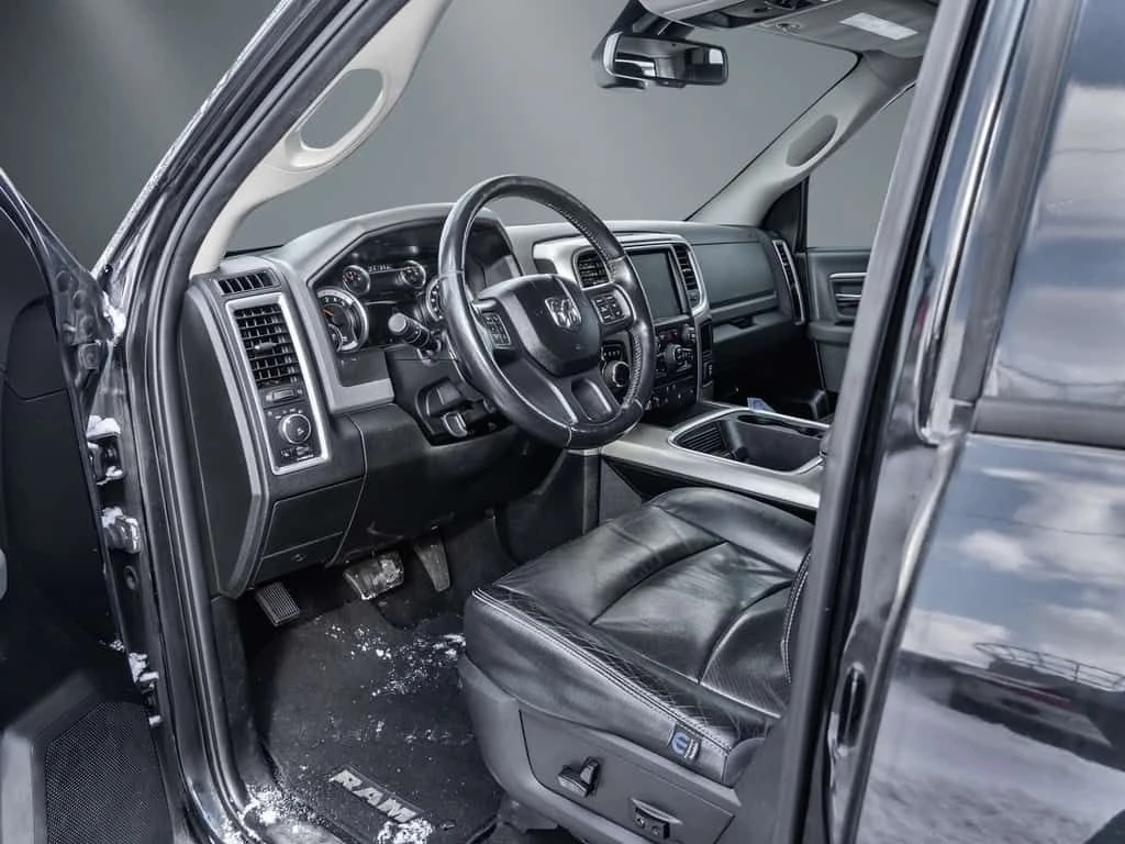 Dodge RAM 1500 * Big Horn 4x4 Crew Cab 6'4 Box | Clean Carfax | Mobile.bg � ����������� 7