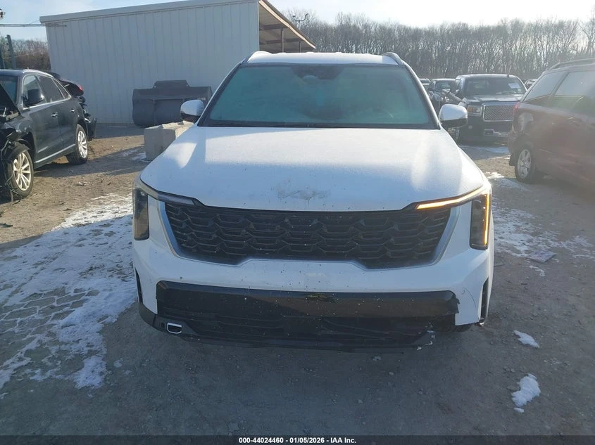 Kia Sorento 2.5l S, снимка 12 - Автомобили и джипове - 53817007