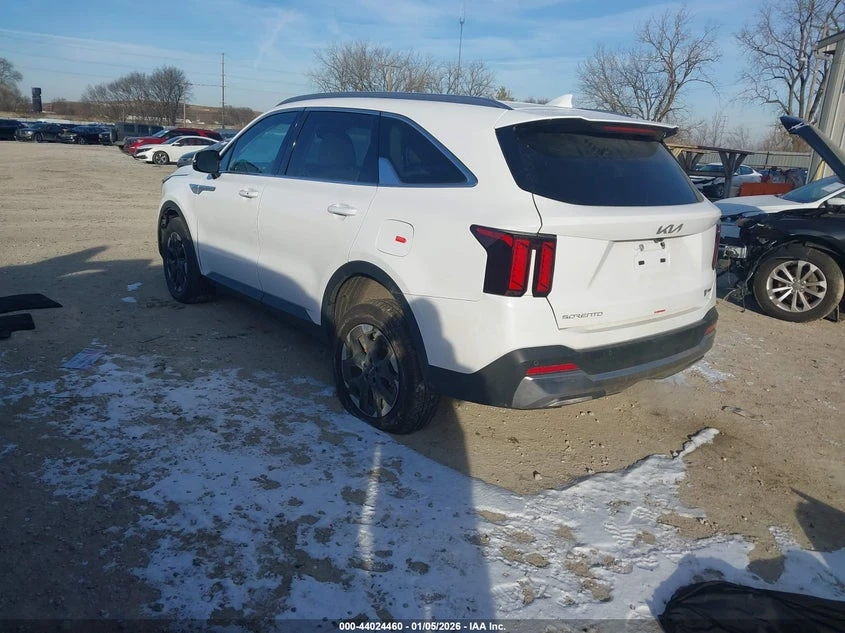 Kia Sorento 2.5l S, снимка 3 - Автомобили и джипове - 53817007