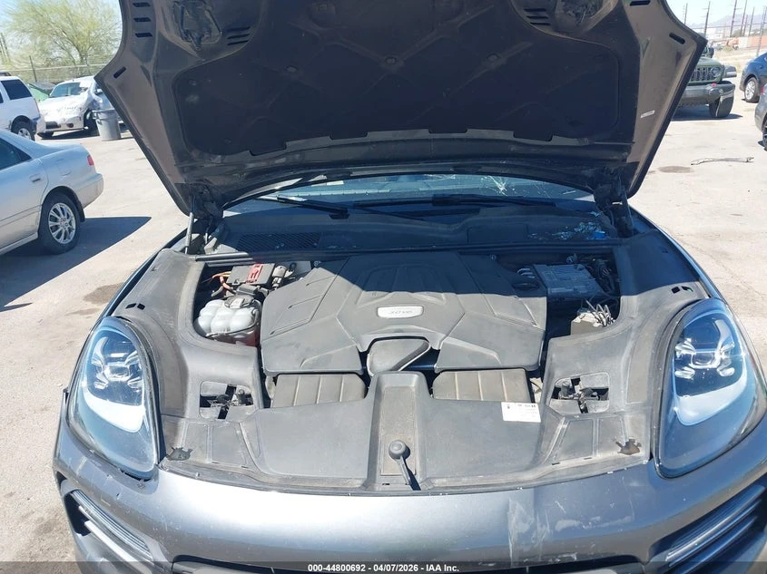 Porsche Cayenne 3.0l, снимка 10 - Автомобили и джипове - 54242396