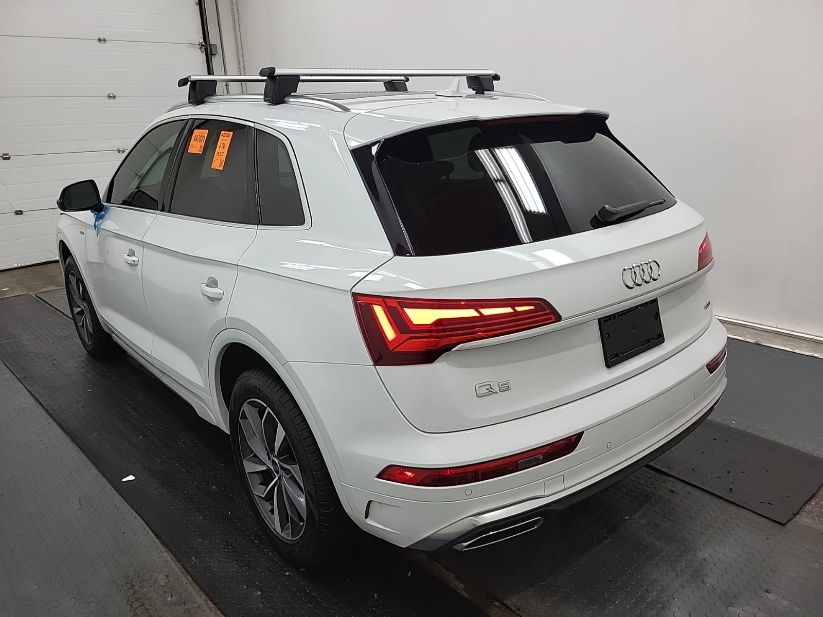 Audi Q5 TECHNIK* Quattro* Podgrev* Obduhvane* , снимка 5 - Автомобили и джипове - 54257135