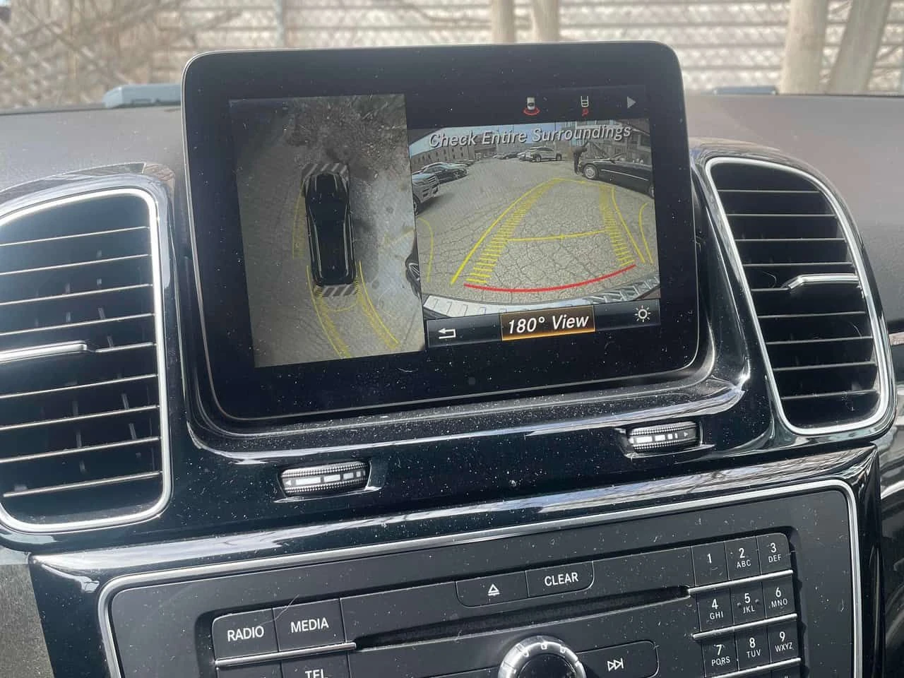 Mercedes-Benz GLE 350 d 360КАМЕРИ| HARMAN/KARDON| PANO| , снимка 12 - Автомобили и джипове - 54307217