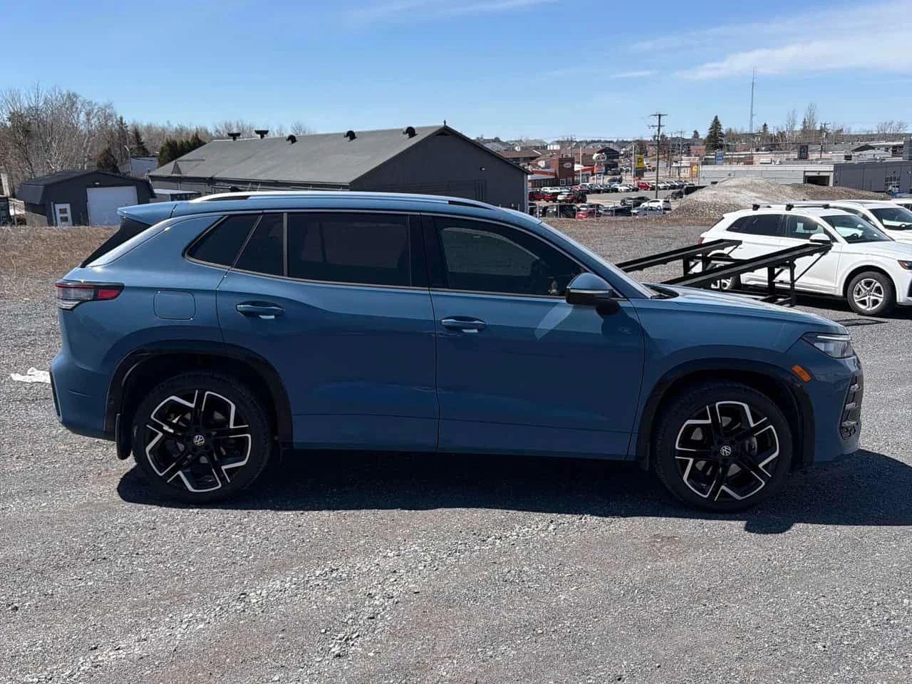 VW Tiguan * Highline R Line* 2 �����* �������* KEYLESS* PANO | Mobile.bg � ����������� 3