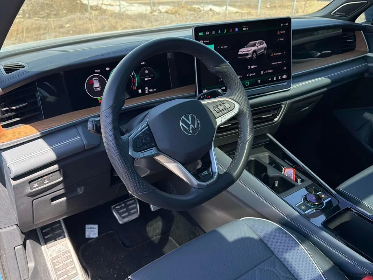 VW Tiguan * Highline R Line* 2 �����* �������* KEYLESS* PANO | Mobile.bg � ����������� 5