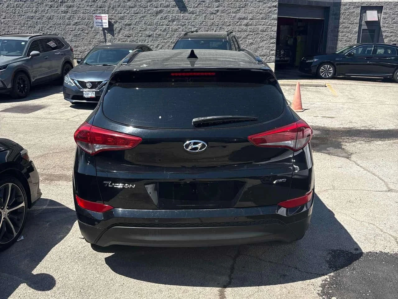 Hyundai Tucson Luxury /CARFAX/Кожа/Нави/Панорама/Подгрев/Клип, снимка 4 - Автомобили и джипове - 55077747