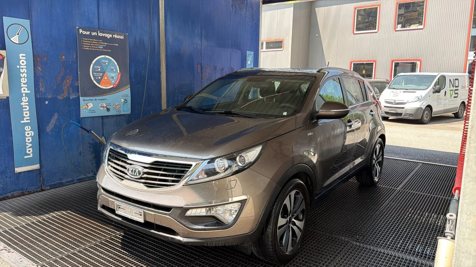 Kia Sportage Kia Sportage 2.0Швейцария/ 4x4 full екстри топ!