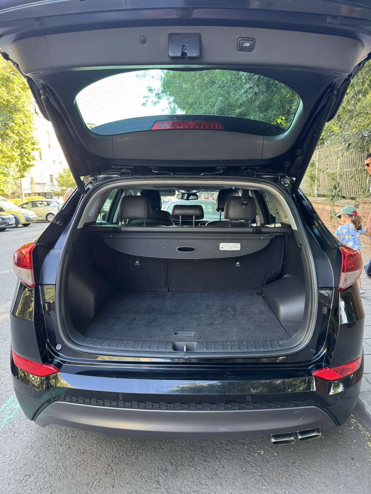 Hyundai Tucson, снимка 8 - Автомобили и джипове - 55577854