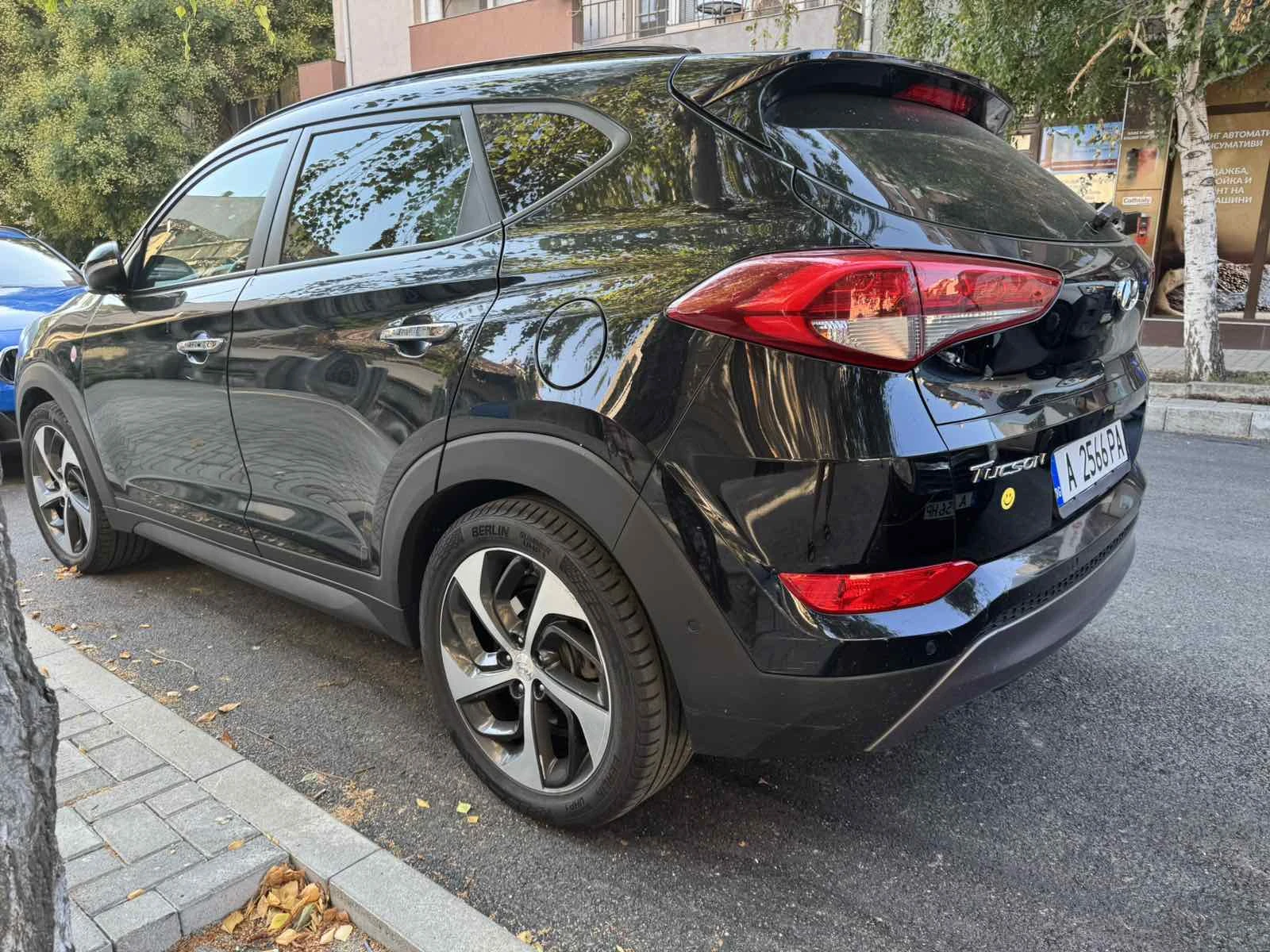 Hyundai Tucson, снимка 3 - Автомобили и джипове - 55577854