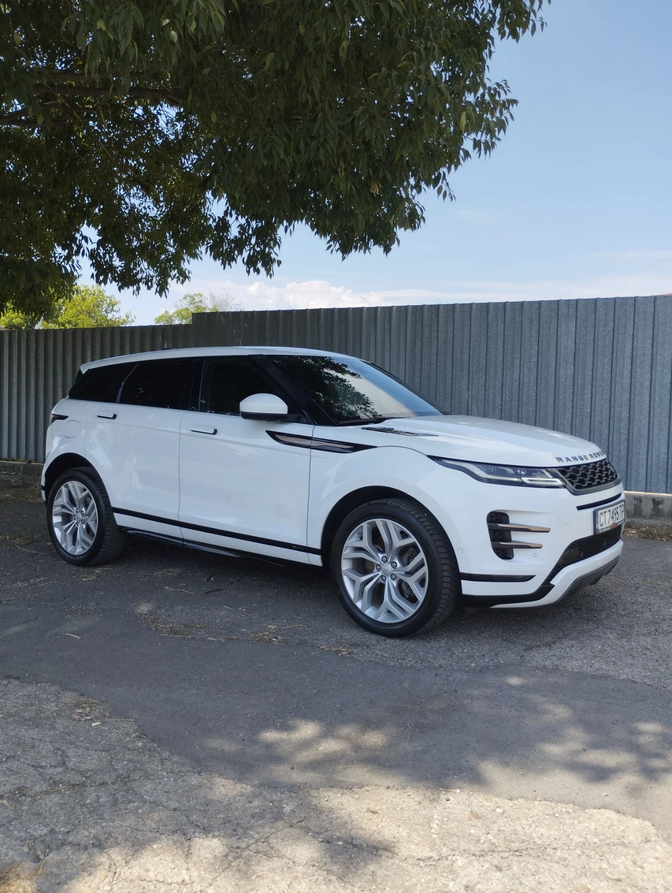 Land Rover Range Rover Evoque R-DINAMIC HYBRID D180SE, снимка 3 - Автомобили и джипове - 56110551