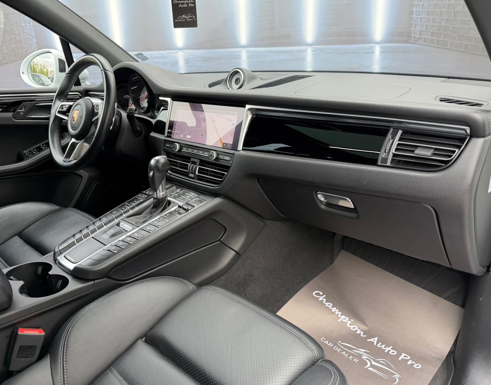 Porsche Macan S , снимка 11 - Автомобили и джипове - 56224545