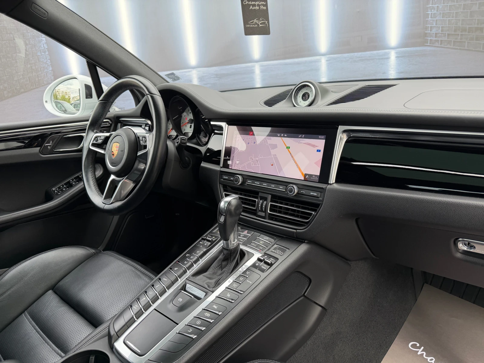 Porsche Macan S , снимка 13 - Автомобили и джипове - 56224545