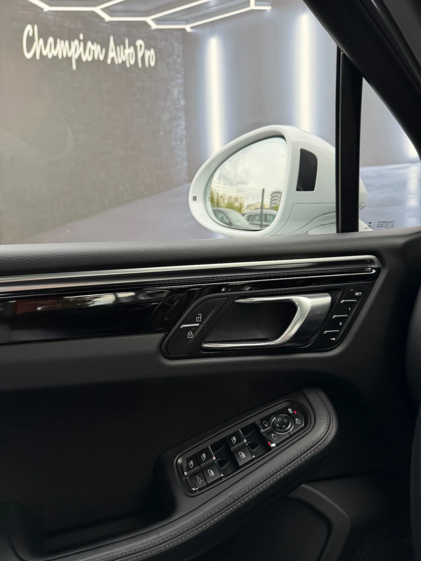 Porsche Macan S , снимка 8 - Автомобили и джипове - 56224545