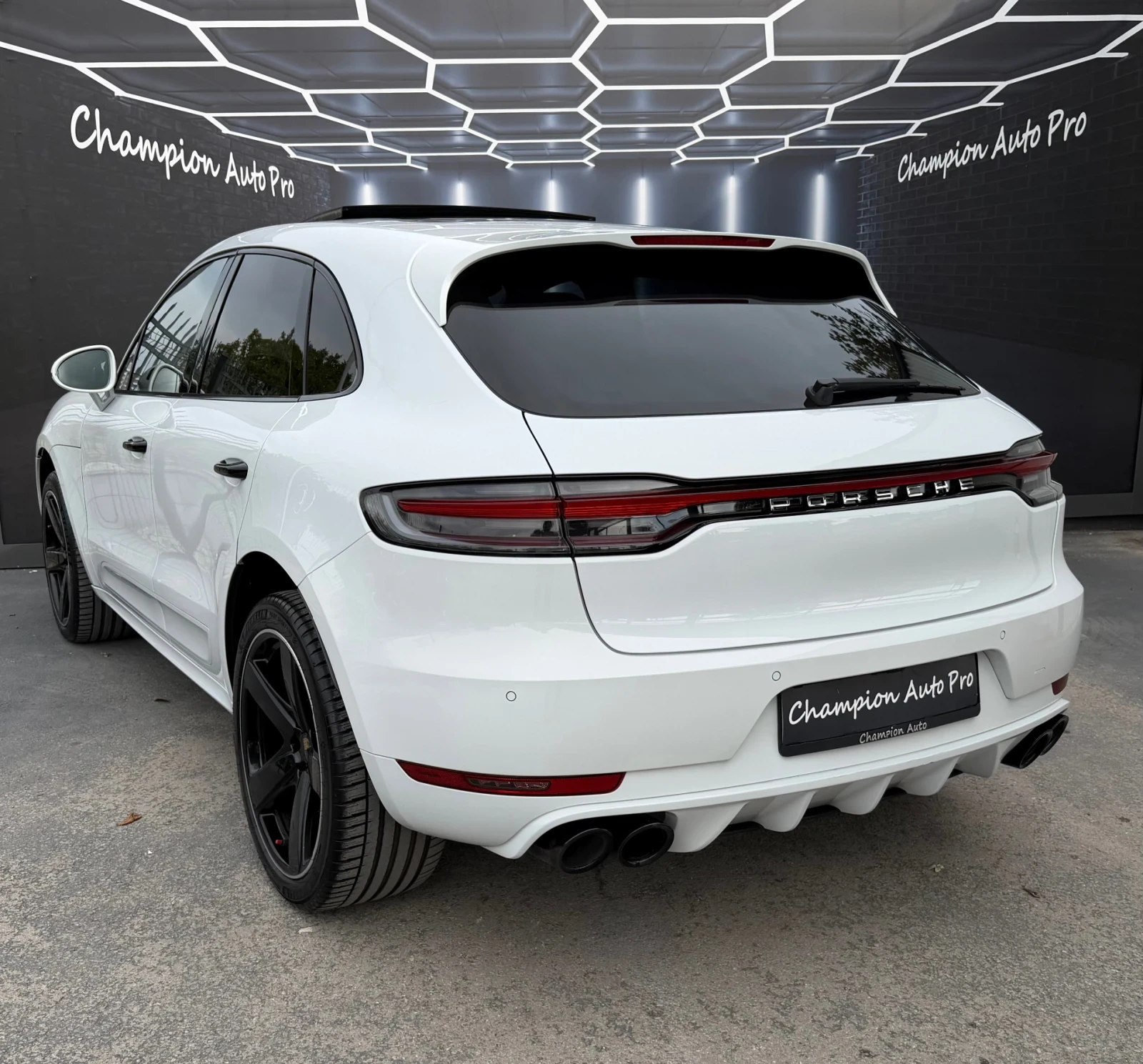Porsche Macan S , снимка 4 - Автомобили и джипове - 56224545