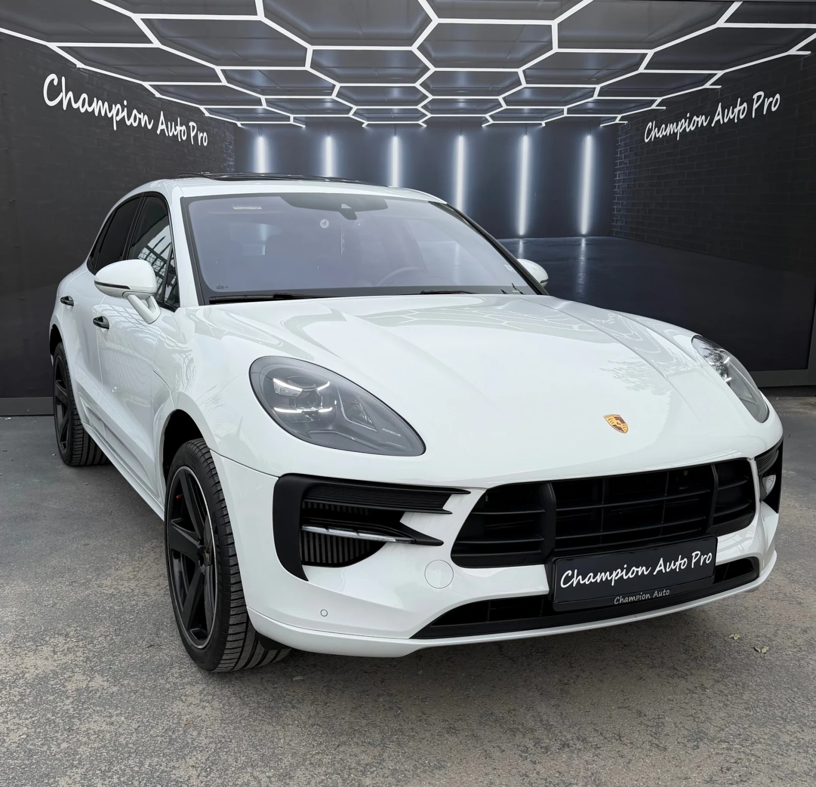 Porsche Macan S , снимка 3 - Автомобили и джипове - 56224545
