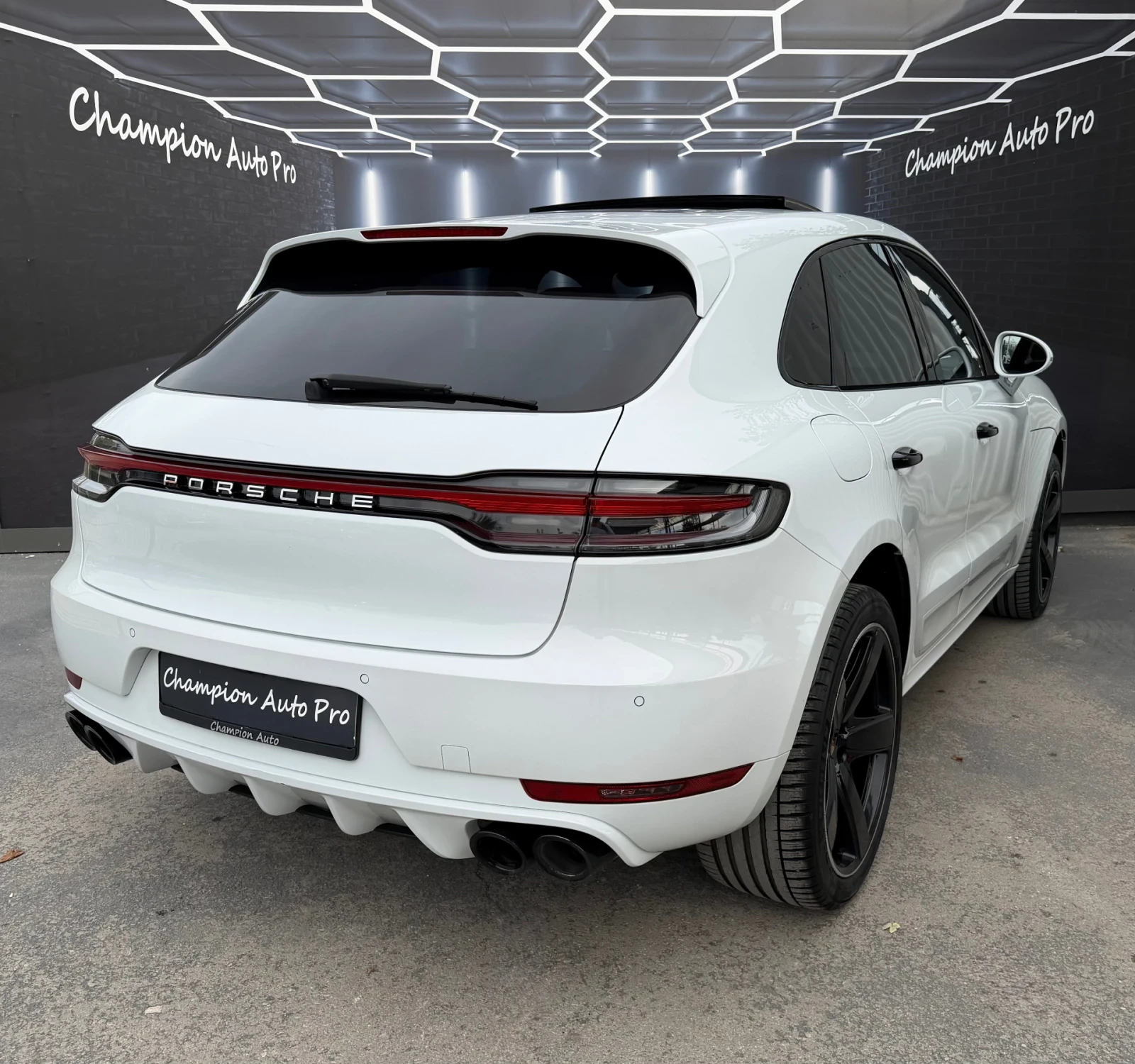 Porsche Macan S , снимка 6 - Автомобили и джипове - 56224545