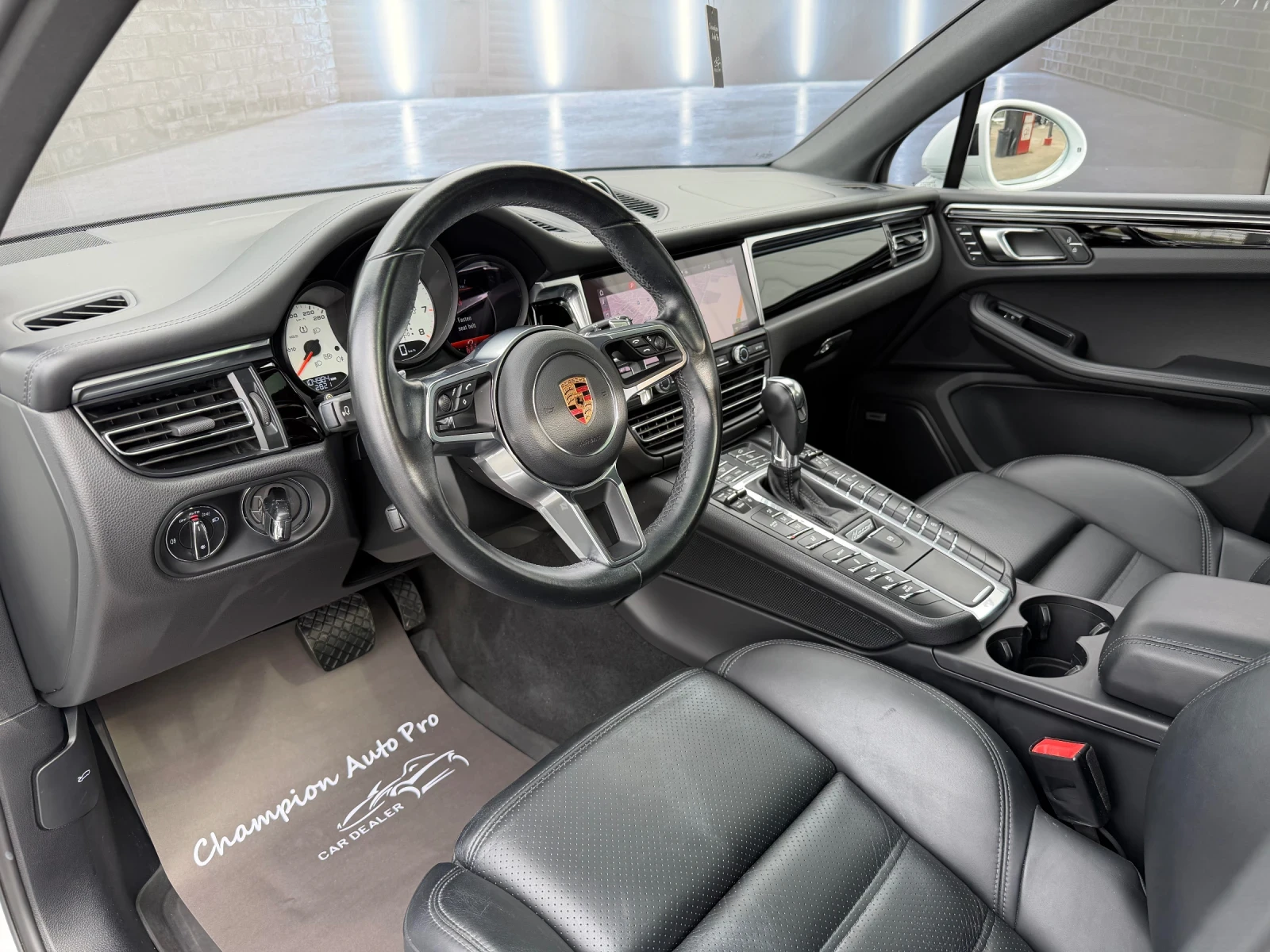 Porsche Macan S , снимка 9 - Автомобили и джипове - 56224545