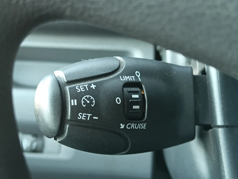 Toyota Proace 2.0 D, снимка 14 - Бусове и автобуси - 49620826