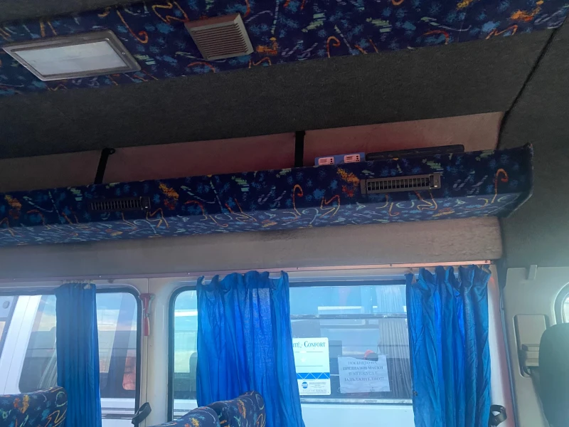 Mercedes-Benz Sprinter 316 2.7 160 коня 17+ 1, снимка 8 - Бусове и автобуси - 53310554