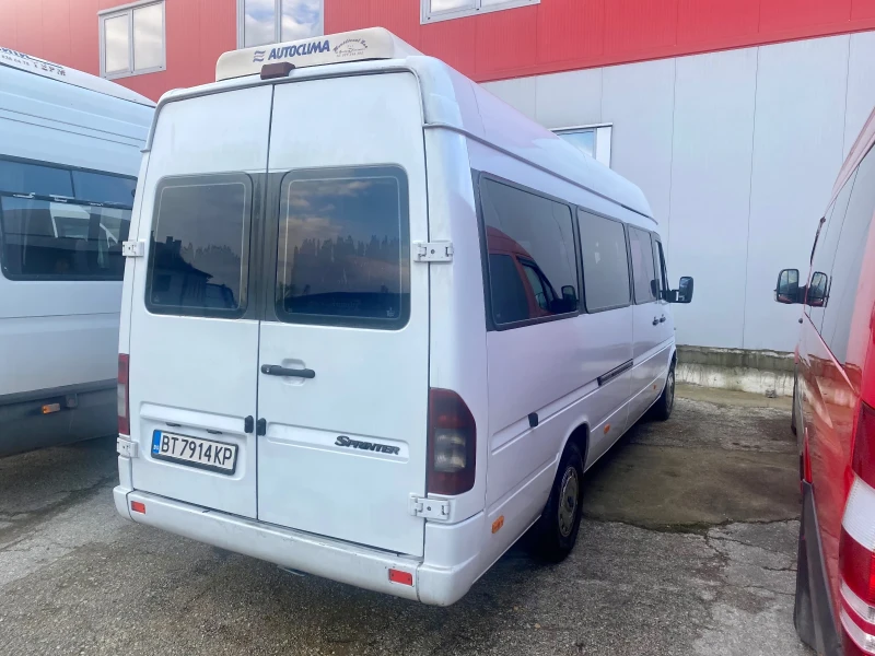 Mercedes-Benz Sprinter 316 2.7 160 коня 17+ 1, снимка 4 - Бусове и автобуси - 53310554