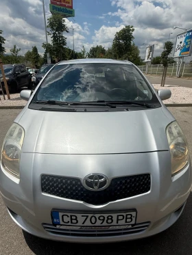 Toyota Yaris Luna, снимка 2