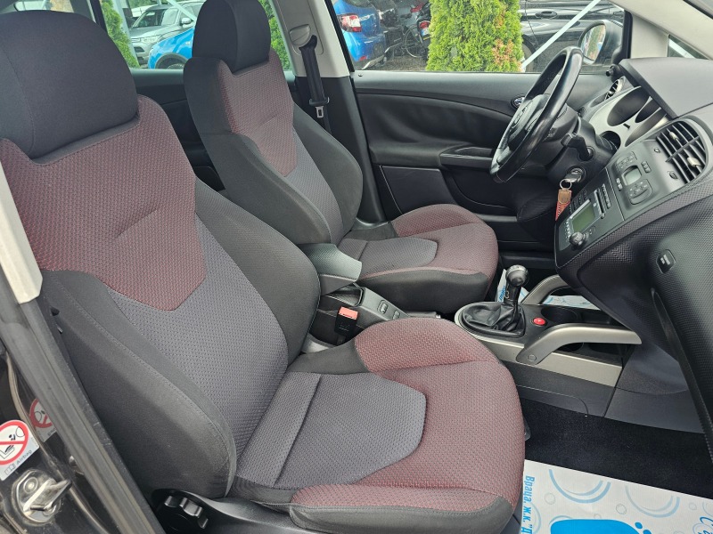 Seat Altea 1.9 TDI КЛИМАТРОНИК 105 кс , снимка 10 - Автомобили и джипове - 46293388