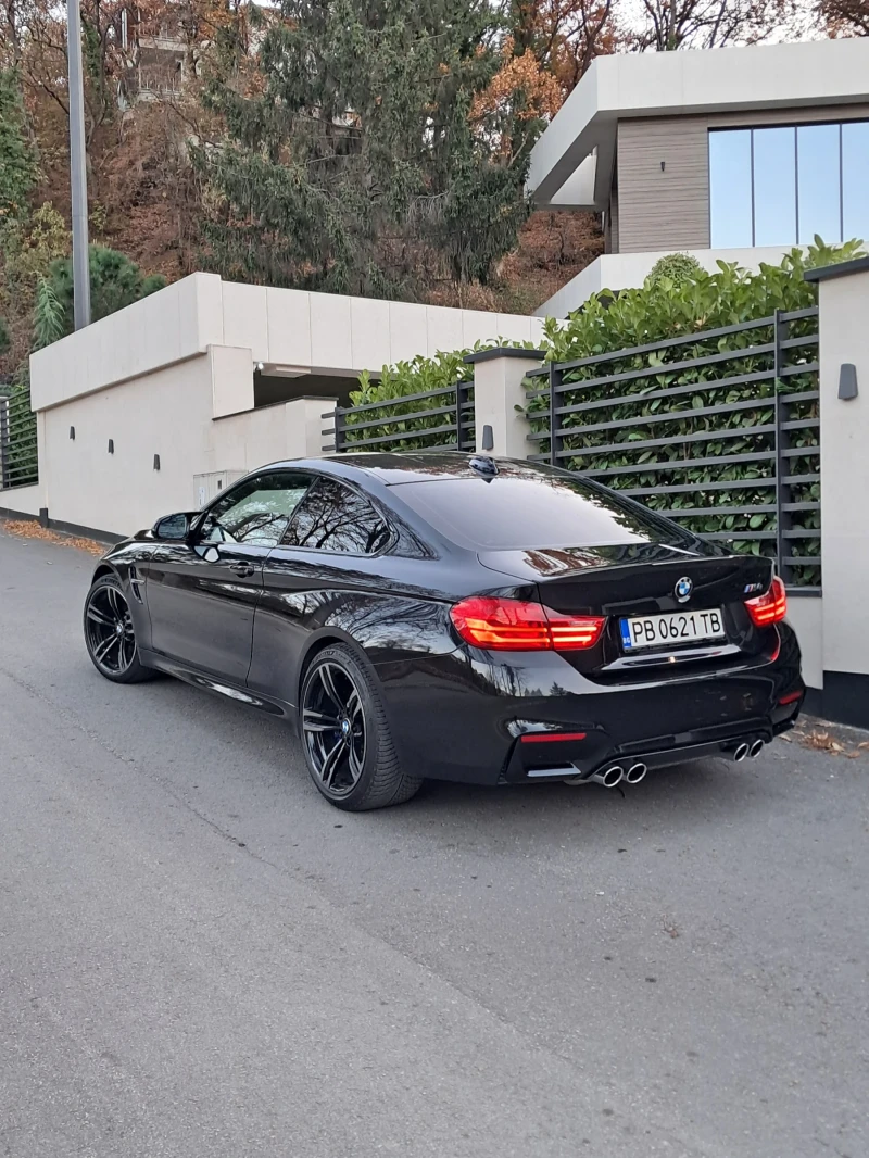 BMW M4, снимка 2 - Автомобили и джипове - 48130874