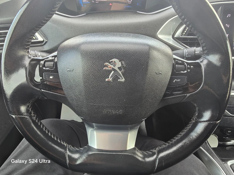 Peugeot 308 1.5HDI-131k.c-FACE-NAVI, снимка 16 - Автомобили и джипове - 48930702