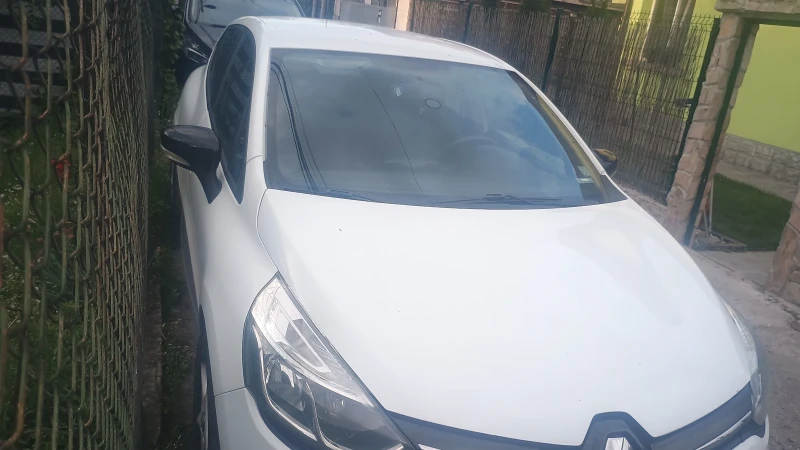 Renault Clio, снимка 5 - Автомобили и джипове - 52431001