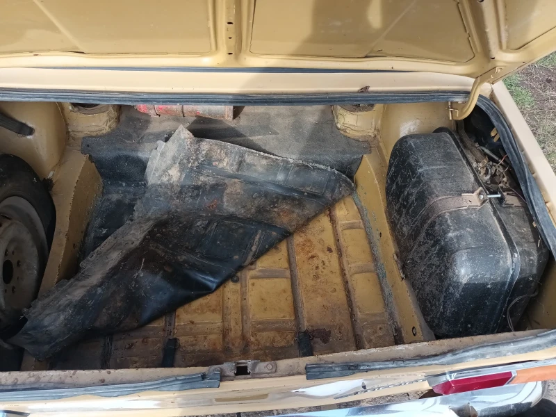 Lada 2101 Жигули , снимка 11 - Автомобили и джипове - 52505871