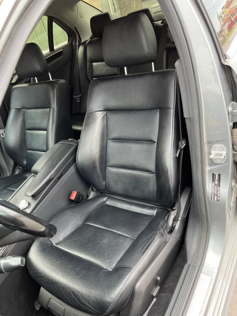 Mercedes-Benz E 220, снимка 6 - Автомобили и джипове - 52630840