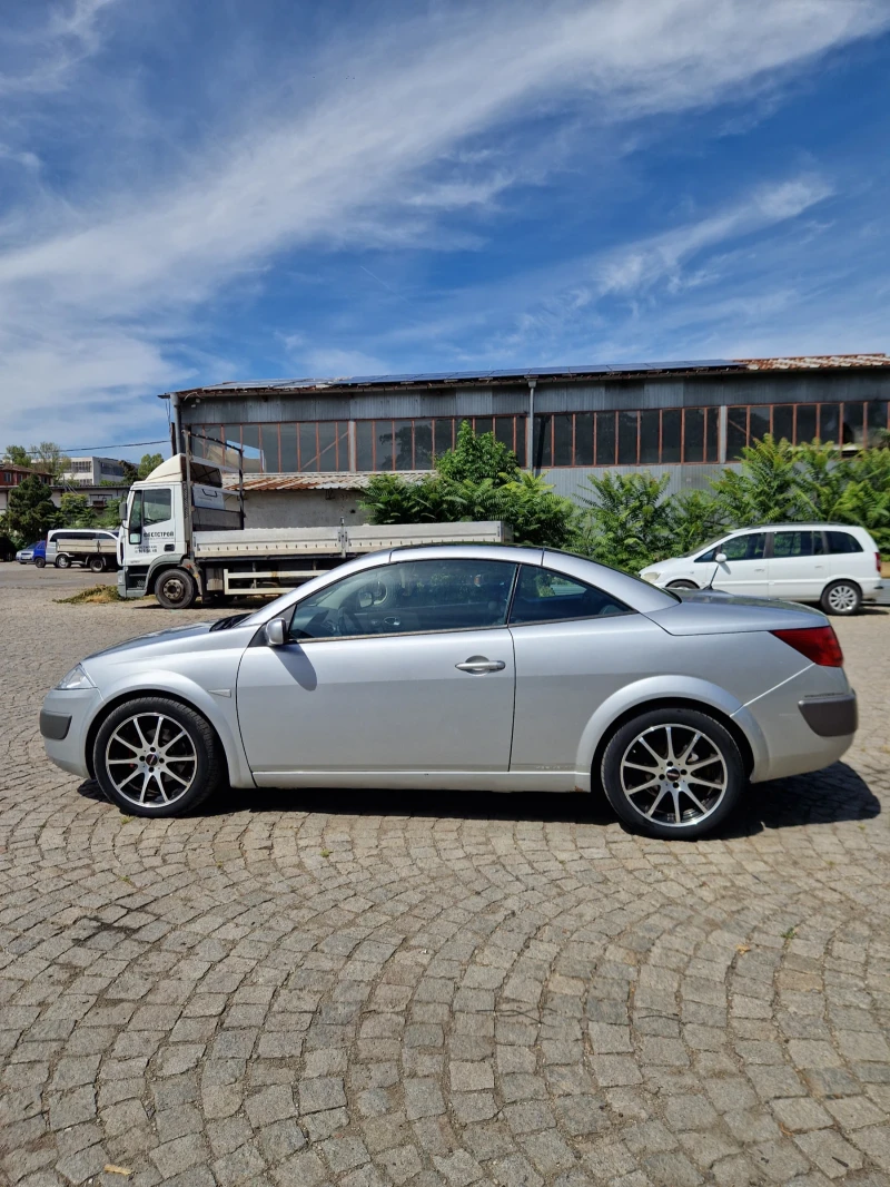 Renault Megane KARMANN, снимка 2 - Автомобили и джипове - 51496197