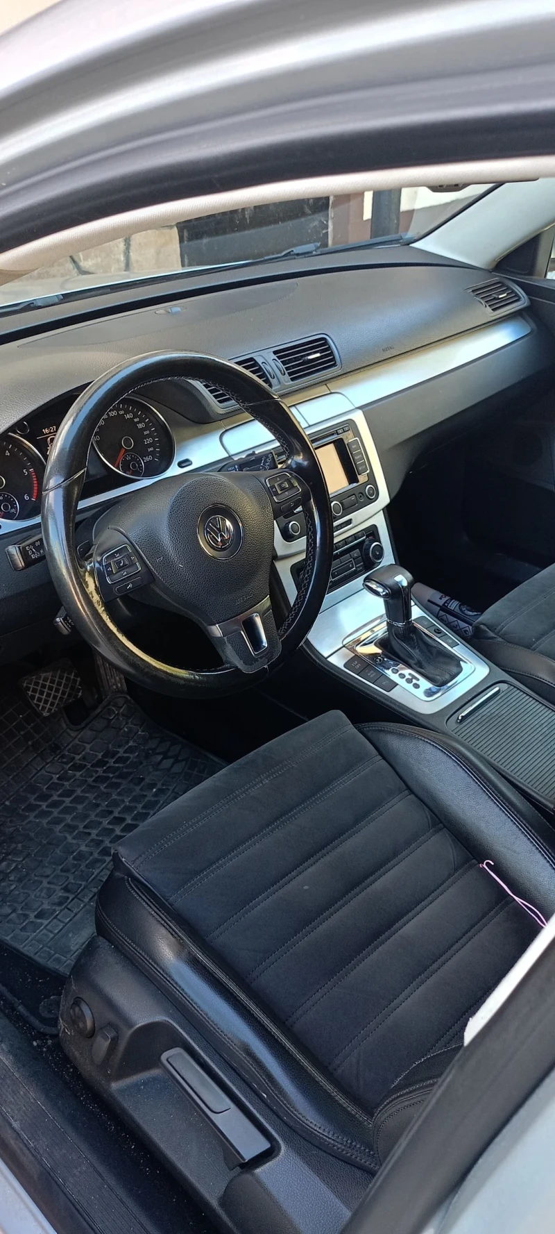 VW Passat 2.0 TDI Commanrel 170 k.c, снимка 7 - Автомобили и джипове - 53055655