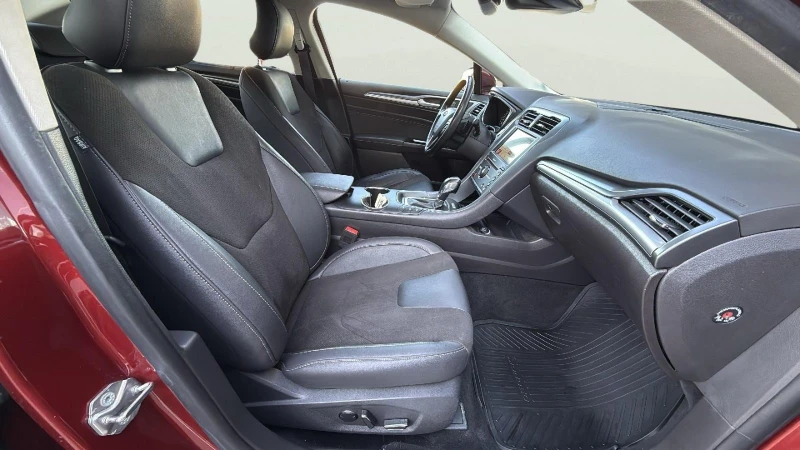 Ford Mondeo 1.5 EcoBoost, снимка 11 - Автомобили и джипове - 53058550